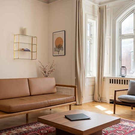 Lovely 3Br Manor Apartment 5 Min From Tivoli Gardens Copenaghen Esterno foto
