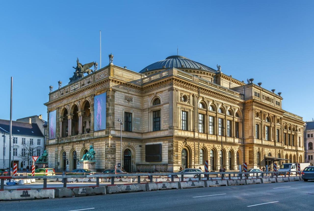 Lovely 3Br Manor Apartment 5 Min From Tivoli Gardens Copenaghen Esterno foto