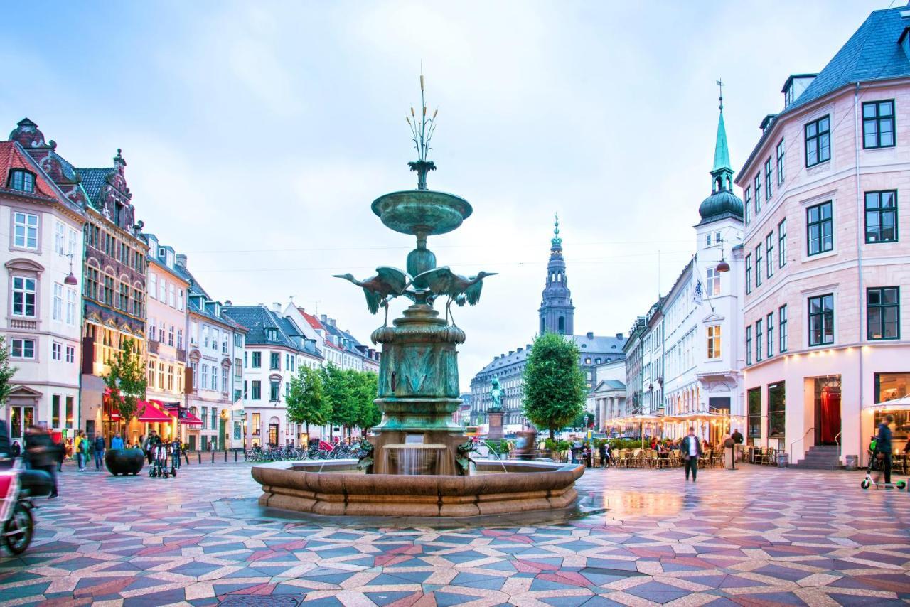 Lovely 3Br Manor Apartment 5 Min From Tivoli Gardens Copenaghen Esterno foto
