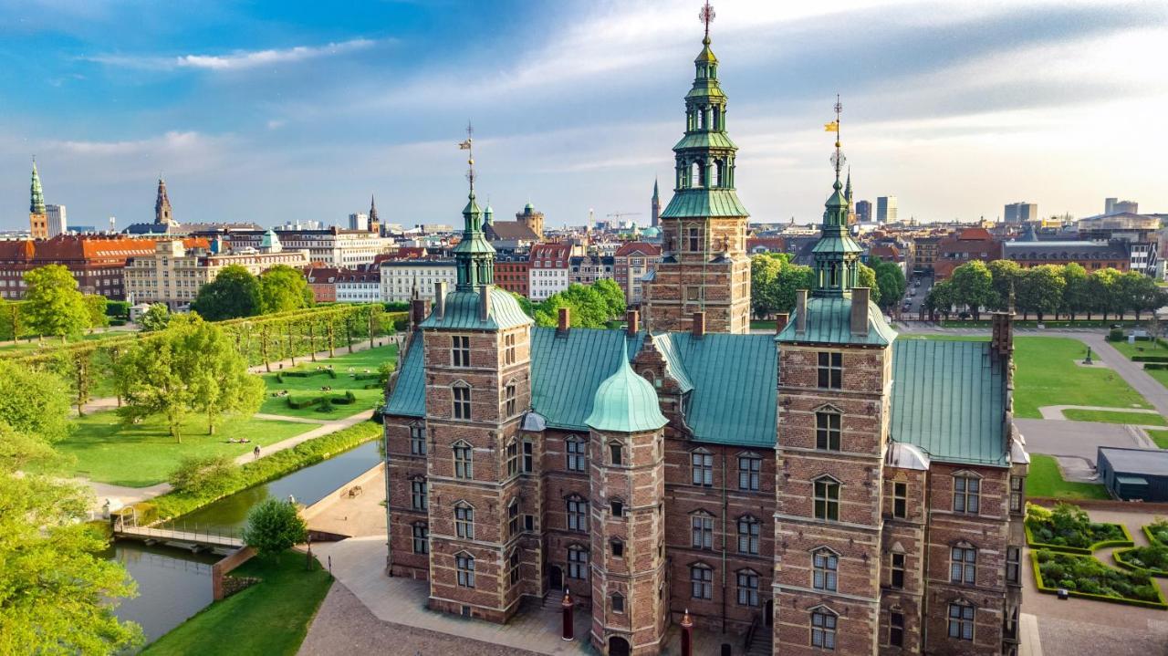 Lovely 3Br Manor Apartment 5 Min From Tivoli Gardens Copenaghen Esterno foto