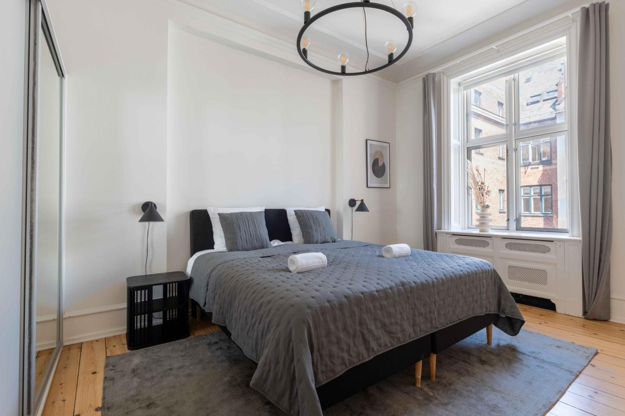 Lovely 3Br Manor Apartment 5 Min From Tivoli Gardens Copenaghen Esterno foto