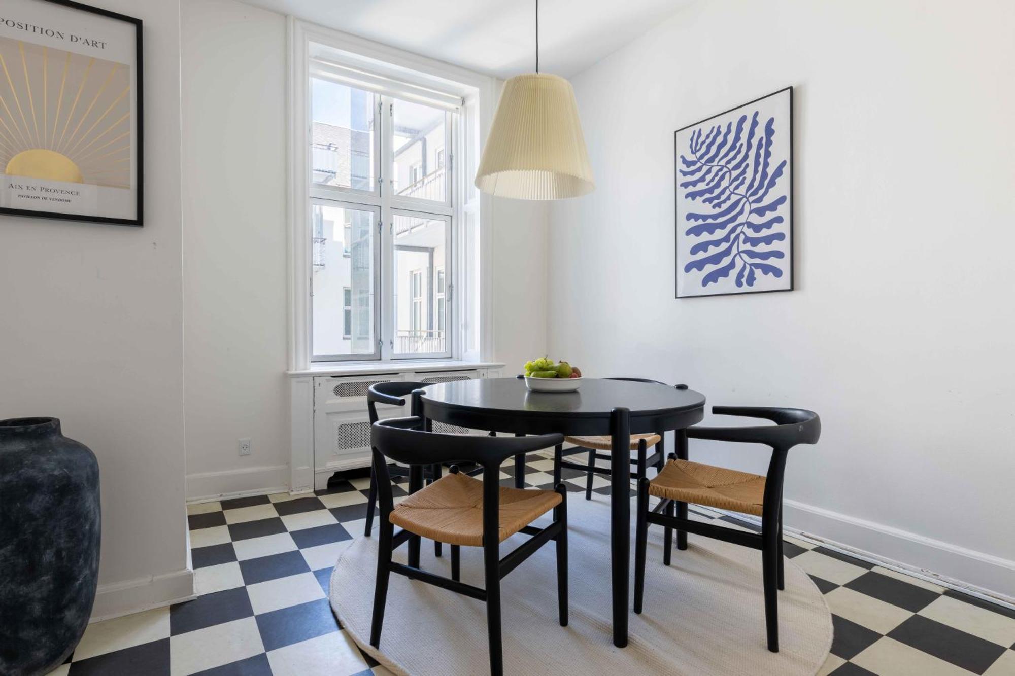 Lovely 3Br Manor Apartment 5 Min From Tivoli Gardens Copenaghen Esterno foto