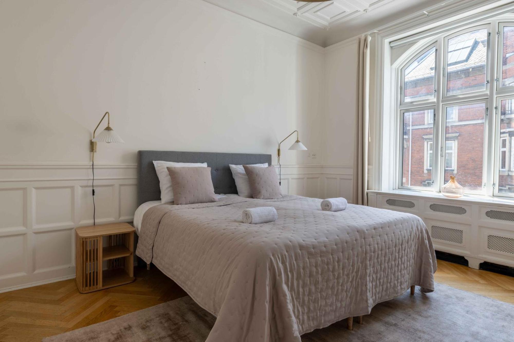 Lovely 3Br Manor Apartment 5 Min From Tivoli Gardens Copenaghen Esterno foto